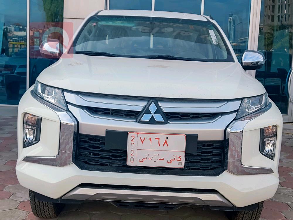 میتسوبیشی L200